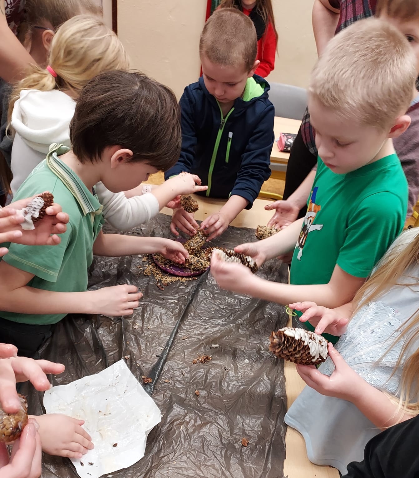 Voňavé děti, zrníčka všude...